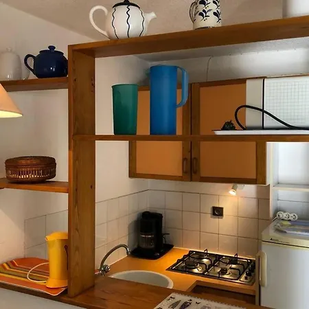 3 Pieces Avec Piscine Face A La Agde