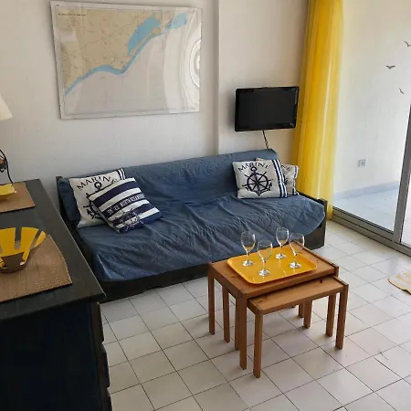 3 Pièces Avec Piscine Face à La Appartement