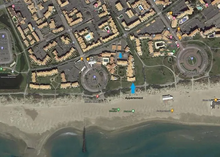 3 Pieces Avec Piscine Face A La *