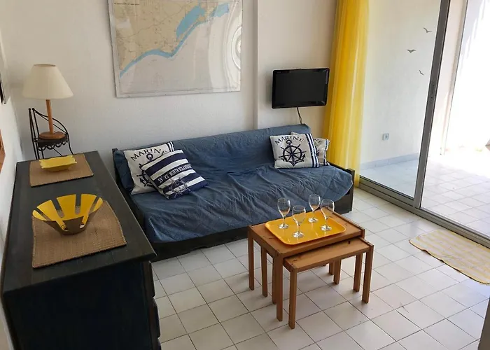 3 Pieces Avec Piscine Face A La Lejlighed