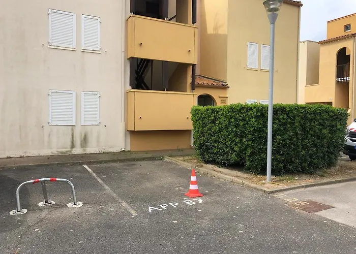 Apartment 3 Pieces Avec Piscine Face A La